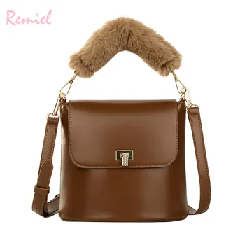 Vintage Fashion Ladies Plush Tote Bag 2019 New High Quality PU Leather Women's Designer Handbag Casual Shoulder Messenger bags
Vintage Fashion Ladies Plush Tote Bag 2019 New High Quality PU Leather Women's Designer Handbag Casual Shoulder Messenger bags