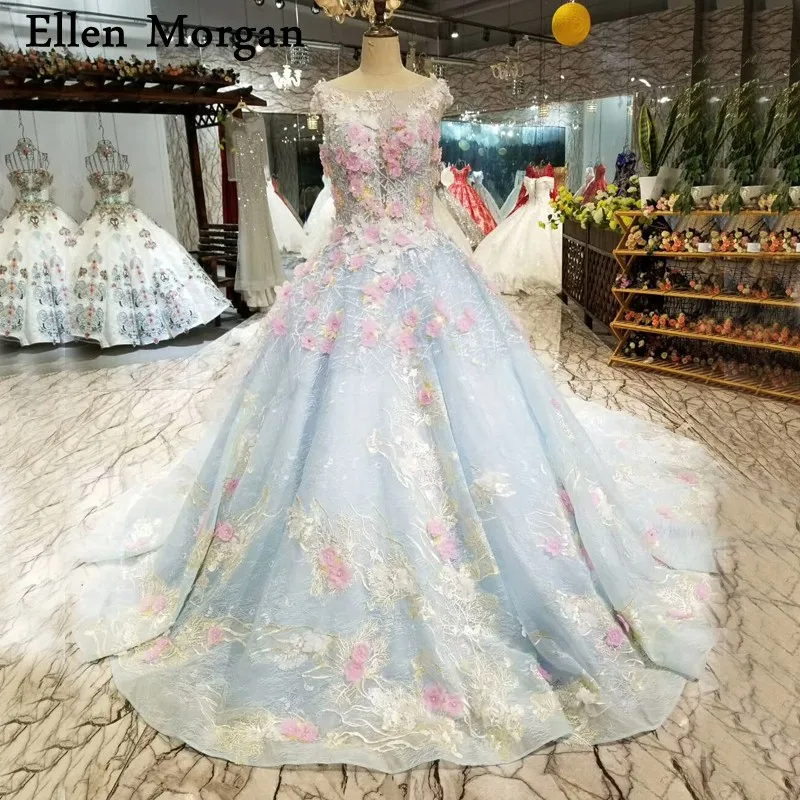 Colorful Sky Blue Wedding Dresses for African Black Girls Lace 3D Flowers Boat Neck Court Train Custom Made Puffy Ball Gowns
Colorful Sky Blue Wedding Dresses for African Black Girls Lace 3D Flowers Boat Neck Court Train Custom Made Puffy Ball Gowns