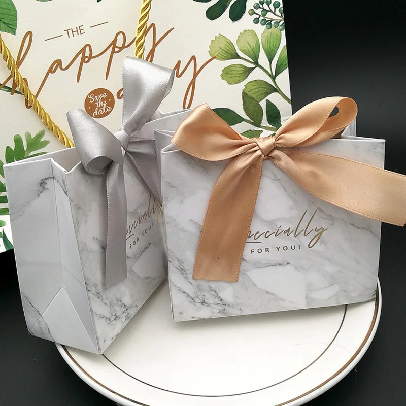 Free shipping 200PCS marble bronzing paper gift boxes bridal shower wedding candy bags with ribbon lin4006
Free shipping 200PCS marble bronzing paper gift boxes bridal shower wedding candy bags with ribbon lin4006