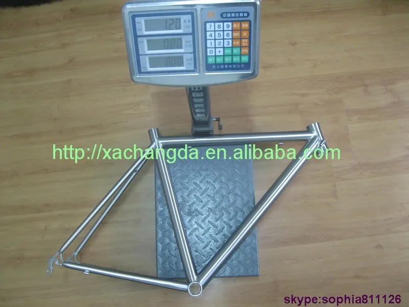 Ti lightest weight bike frame01