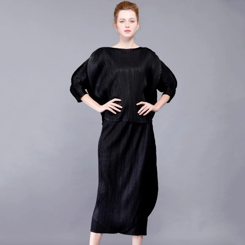 LANMREM 2019 New Spring Fashion Pleated Clothing Loose Batwing Sleeve Tops + High Waist Irregular Skirt Two Pieces Set SA704
LANMREM 2019 New Spring Fashion Pleated Clothing Loose Batwing Sleeve Tops + High Waist Irregular Skirt Two Pieces Set SA704