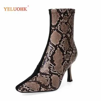 Ankle Boots For Women Fashion Snake Style Women High Boots Mixed Colors Square Toe Thin Heel Ladies Shoes 33-43
Ankle Boots For Women Fashion Snake Style Women High Boots Mixed Colors Square Toe Thin Heel Ladies Shoes 33-43