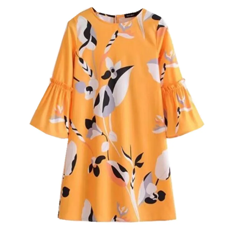 Retro Hollow Out Back button O neck Flower print Yellow Dress 2018 New Woman Flare Sleeve Short Straight Dresses
Retro Hollow Out Back button O neck Flower print Yellow Dress 2018 New Woman Flare Sleeve Short Straight Dresses