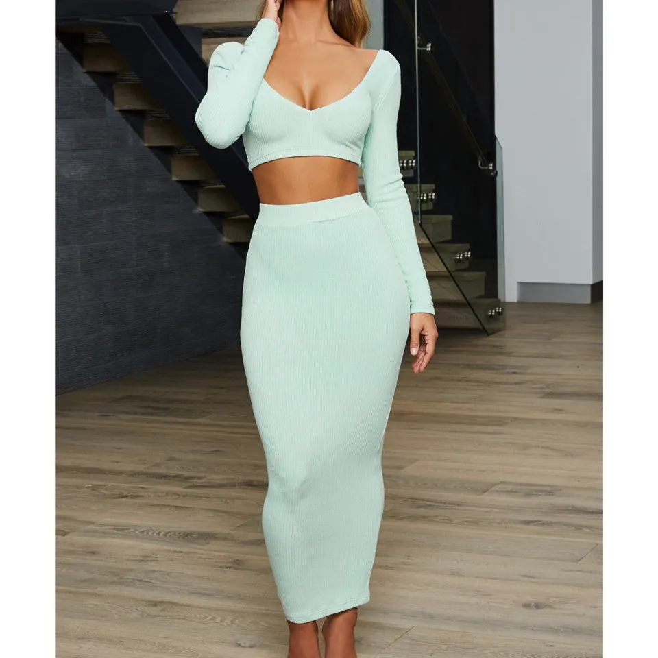 2019 Women Sexy Bodycon Two Piece Set V-Neck Long Sleeve Crop Top Long Skirt Set Solid Outfits Party Summer Clothes
2019 Women Sexy Bodycon Two Piece Set V-Neck Long Sleeve Crop Top Long Skirt Set Solid Outfits Party Summer Clothes