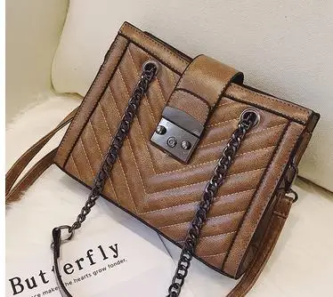 2018 new wave Korean version of the wild Messenger shoulder shoulder fashion rhombic chain bag.
2018 new wave Korean version of the wild Messenger shoulder shoulder fashion rhombic chain bag.