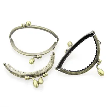 10Pcs Bronze Tone Ruffled Clutch Coins Purse Metal Arch Frame Kiss Clasps Clips Handbag Handle 9cm
10Pcs Bronze Tone Ruffled Clutch Coins Purse Metal Arch Frame Kiss Clasps Clips Handbag Handle 9cm