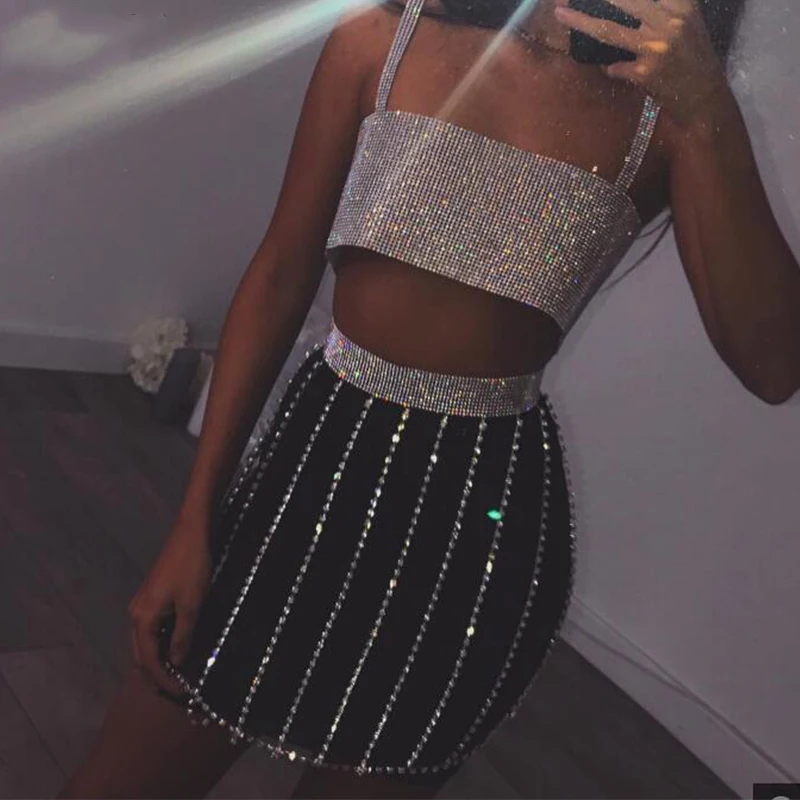 Sparkly Rhinestone Chain Tank Dress Women Hollow Out 2 Piece Set Luxury Nightclub Party Adjustable Backless Mini body chain
Sparkly Rhinestone Chain Tank Dress Women Hollow Out 2 Piece Set Luxury Nightclub Party Adjustable Backless Mini body chain