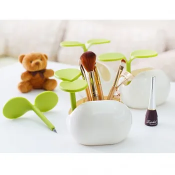 Free shipping BF050 Creative life multifunctional natto desk box makeup box with ball pen holder storage box 12*10*9CM
Free shipping BF050 Creative life multifunctional natto desk box makeup box with ball pen holder storage box 12*10*9CM