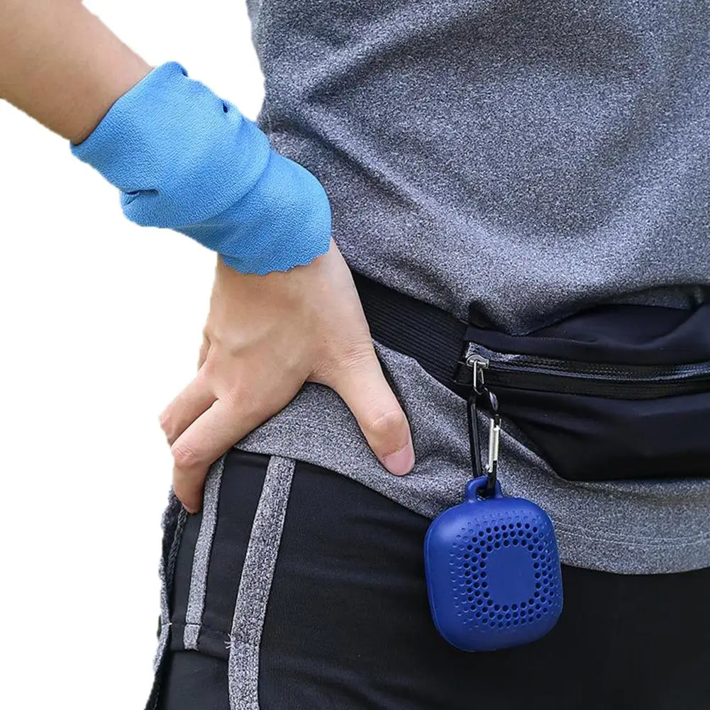 Quick Drying Towel Silica Gel Microfiber Ice Pack, Traveling Outdoor Portable Sports Towel Cold Towels For Yoga Fitness Cycling
Quick Drying Towel Silica Gel Microfiber Ice Pack, Traveling Outdoor Portable Sports Towel Cold Towels For Yoga Fitness Cycling