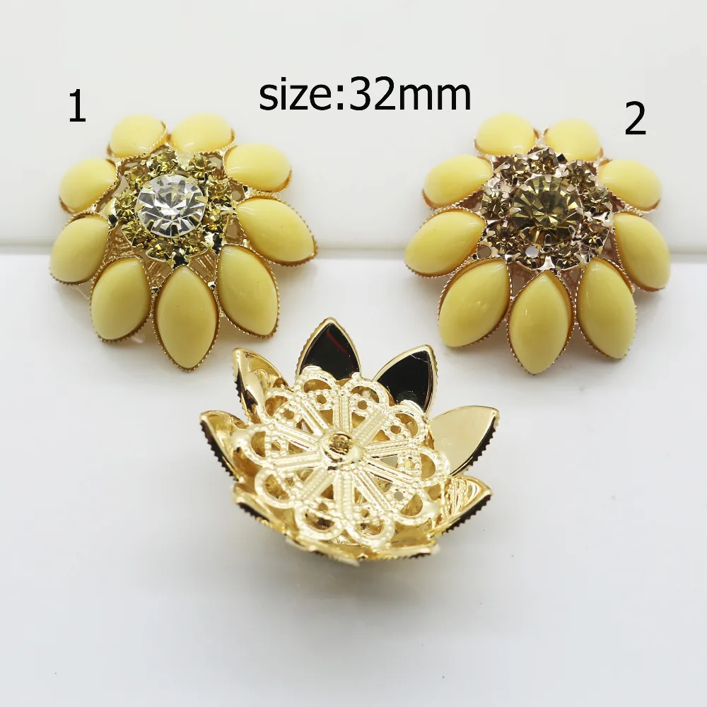 5 pc, Acrylic rhinestone button,yellow buckle pattern, DIY clothing accessories material.
5 pc, Acrylic rhinestone button,yellow buckle pattern, DIY clothing accessories material.