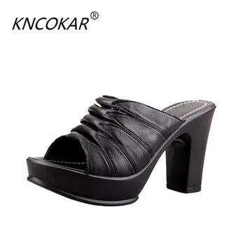 KNCOKAR2018 new lady's sweet real leather big size and slippers leather sandals and sandals are thick and thick with the mother
KNCOKAR2018 new lady's sweet real leather big size and slippers leather sandals and sandals are thick and thick with the mother