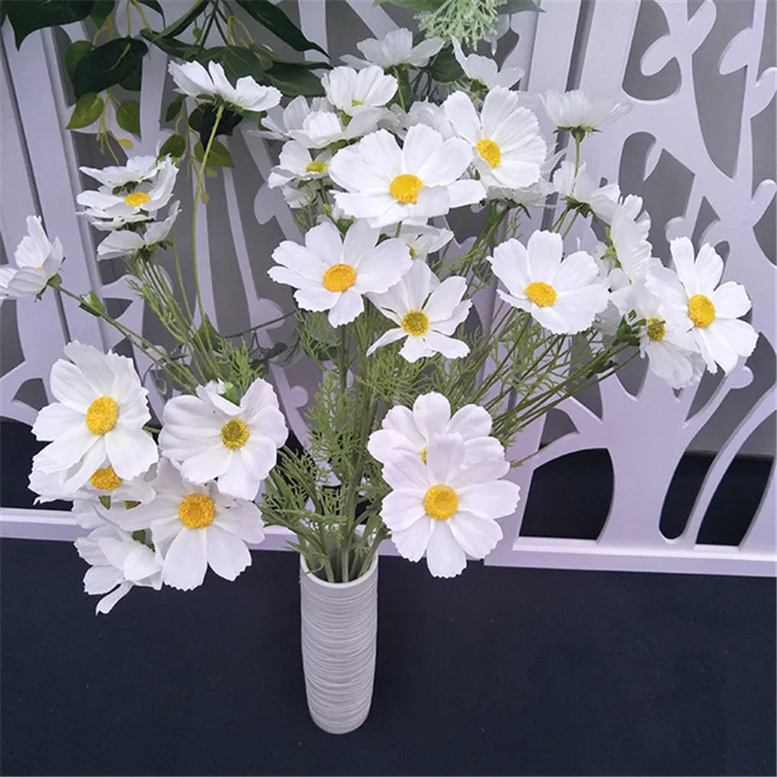 Artificial 3 big fork 8 small fork Cosmos Gesang flower living room floor display fake flower wedding photography props
Artificial 3 big fork 8 small fork Cosmos Gesang flower living room floor display fake flower wedding photography props
