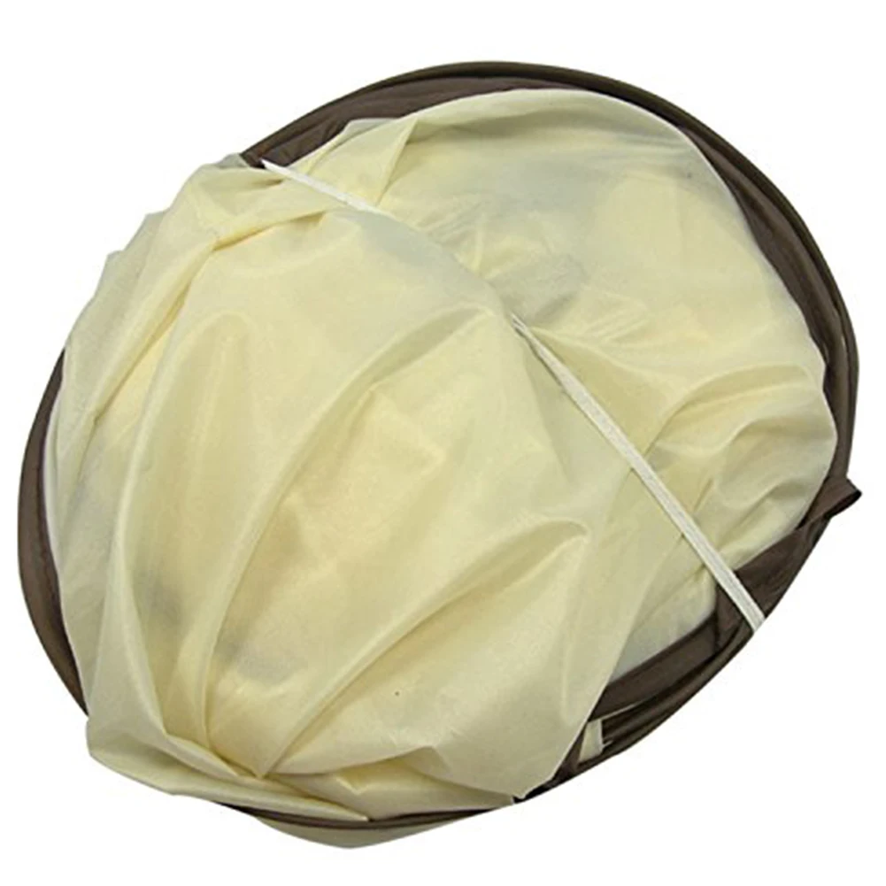 Creative Hair Cutting Cloak Umbrella Cape Salon Barber Hairdressing Gown Family For Adult With Storage Bag (Light Yellow Brown)
Creative Hair Cutting Cloak Umbrella Cape Salon Barber Hairdressing Gown Family For Adult With Storage Bag (Light Yellow Brown)