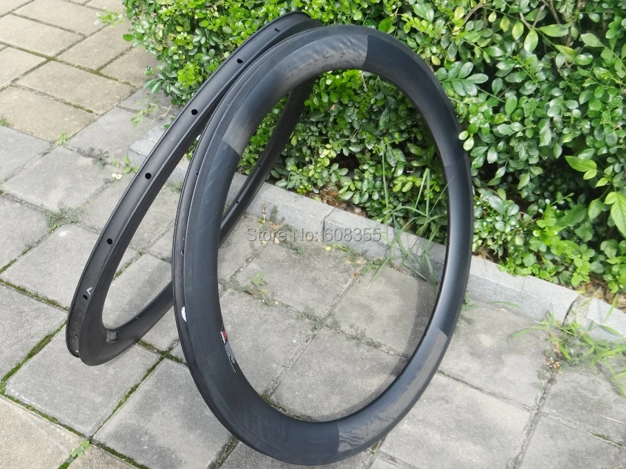 FLX-RIM-C16 : 25mm width Carbon matt Cycling road bike Bicycle 700C Clincher wheel rim 60mm (Basalt Brake Side)
FLX-RIM-C16 : 25mm width Carbon matt Cycling road bike Bicycle 700C Clincher wheel rim 60mm (Basalt Brake Side)