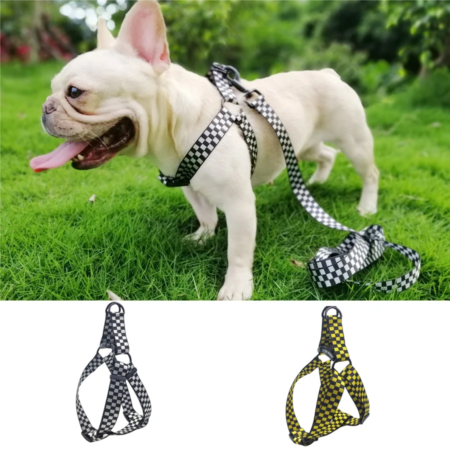 Dog Harness Adjustable Easy Control Training Walking Small and medium pet dog vest harness 4size Two colors Puppy Harness
Dog Harness Adjustable Easy Control Training Walking Small and medium pet dog vest harness 4size Two colors Puppy Harness