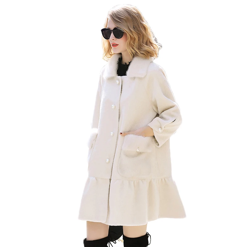 Женское меховое пальто с жемчужной пряжкой модное длинное теплое из