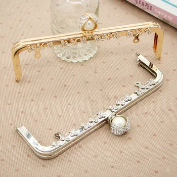 Retangle Size 20 cm Bag Handle Hanger Metal Bag Frame Fashion Purse Frame Bag Accessories With Pearl Big Ball Metal Purse Frame
Retangle Size 20 cm Bag Handle Hanger Metal Bag Frame Fashion Purse Frame Bag Accessories With Pearl Big Ball Metal Purse Frame