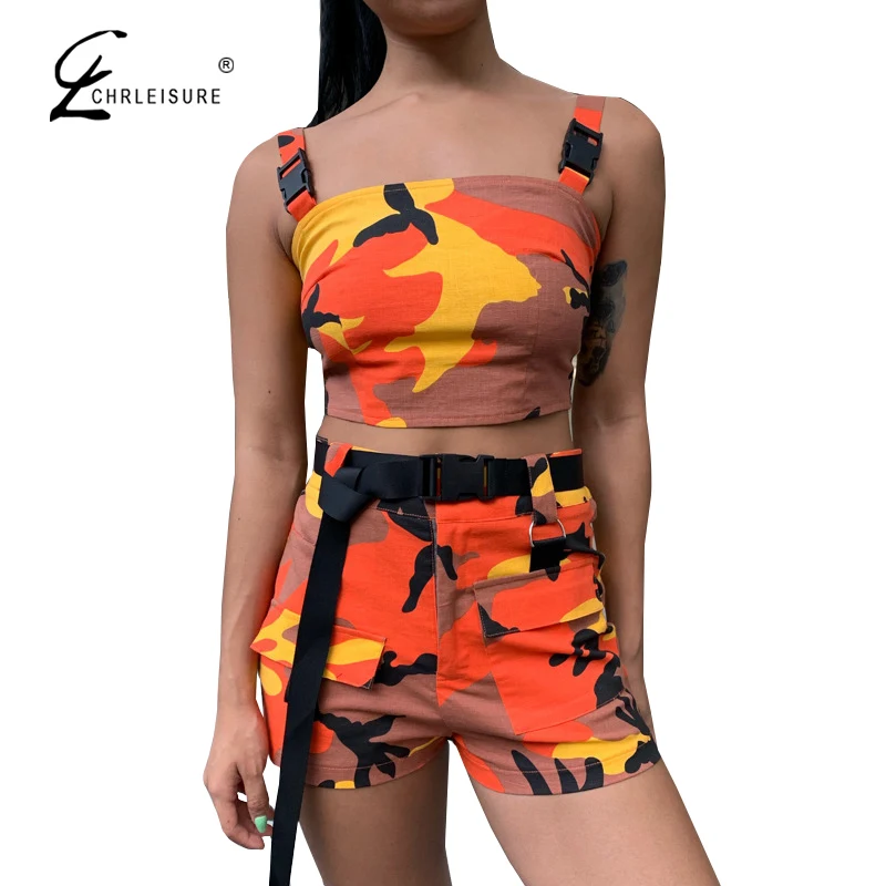 CHRLEISURE Summer Camouflage Printing Women Two-Piece Set Sleeveless Women Crop Top And Printing Shorts Summer Clothing
CHRLEISURE Summer Camouflage Printing Women Two-Piece Set Sleeveless Women Crop Top And Printing Shorts Summer Clothing