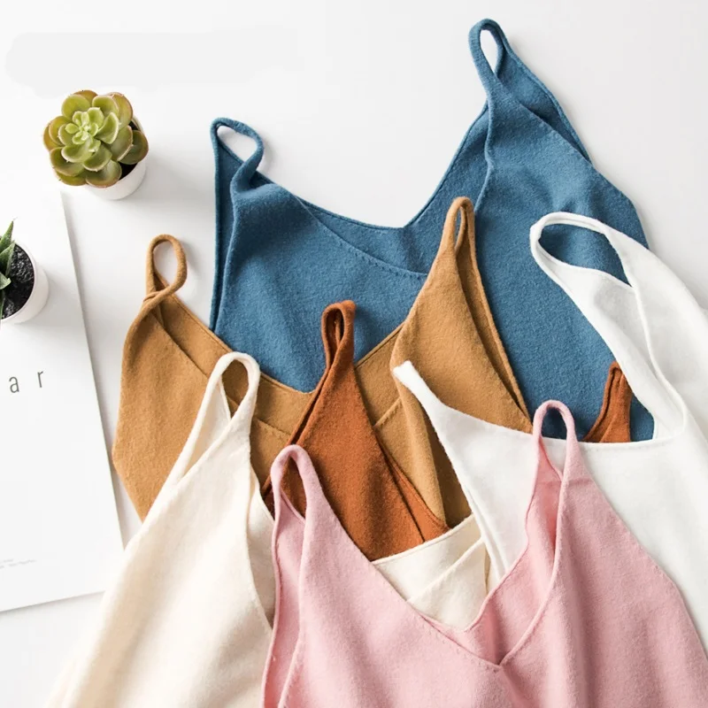 sleeveless Women's Halter Top Knitted Camisoles For Women Summer 2019 White Tank Tops Female V Neck Gold Pink Tank Top Women New
sleeveless Women's Halter Top Knitted Camisoles For Women Summer 2019 White Tank Tops Female V Neck Gold Pink Tank Top Women New