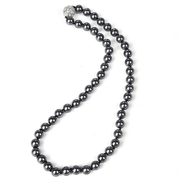 The round Synthesis pearl necklace of Natural green color and black pearl is bright in color, revealing your temperament
The round Synthesis pearl necklace of Natural green color and black pearl is bright in color, revealing your temperament