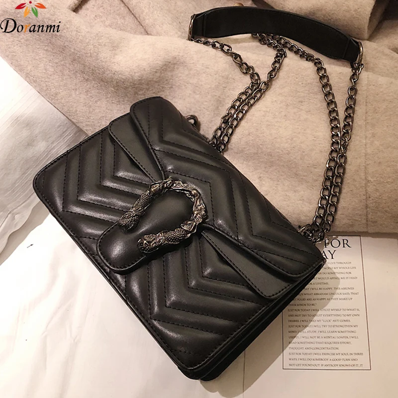 DORANMI Striped Flap Bag Women's Shoulder Bags 2019 Hot Leather Solid Messenger Chain Strap Crossbody Bag Bolsos Mujer DJB082
DORANMI Striped Flap Bag Women's Shoulder Bags 2019 Hot Leather Solid Messenger Chain Strap Crossbody Bag Bolsos Mujer DJB082