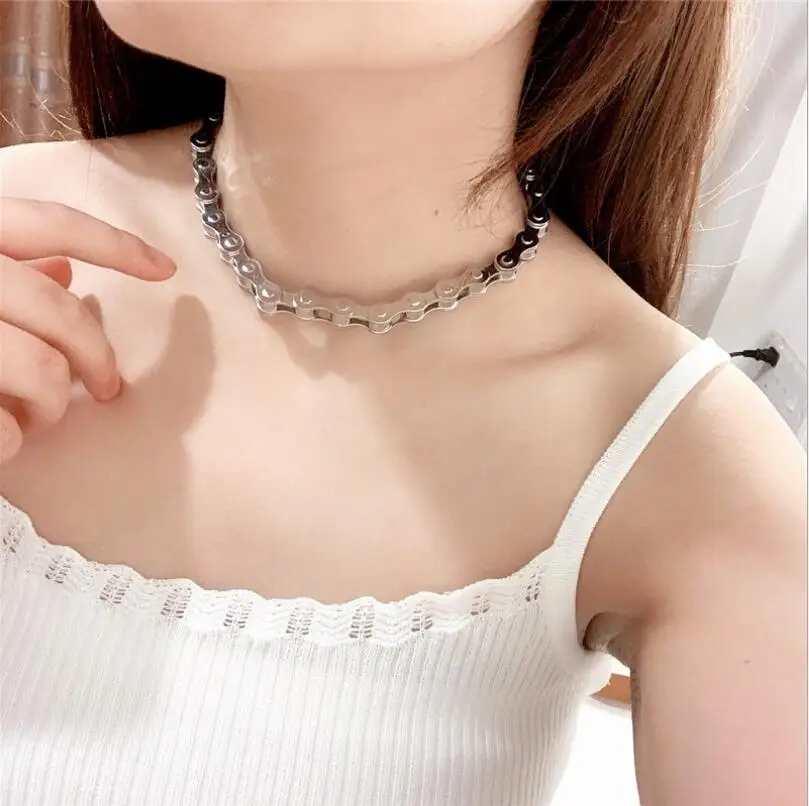 European and American punk style cool personality chain adjustable clavicle chain HOOP net red street shot necklace
European and American punk style cool personality chain adjustable clavicle chain HOOP net red street shot necklace