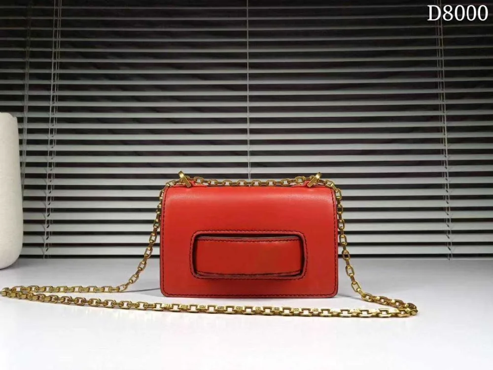 LADY LAMBSKIN BAG bag top handle bag miss BE LADY bar Diorever New Lock Meticulously crafted by hand iconic Cannage stitching
LADY LAMBSKIN BAG bag top handle bag miss BE LADY bar Diorever New Lock Meticulously crafted by hand iconic Cannage stitching