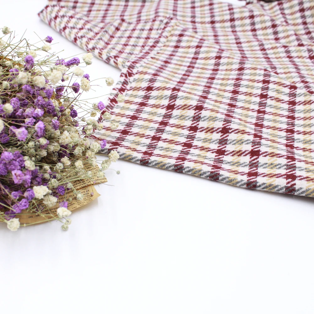 YLSX Autumn British style woollen cloth is suitable for woolen overcoat clothing short skirt clothing for wool fabric home DIY
YLSX Autumn British style woollen cloth is suitable for woolen overcoat clothing short skirt clothing for wool fabric home DIY