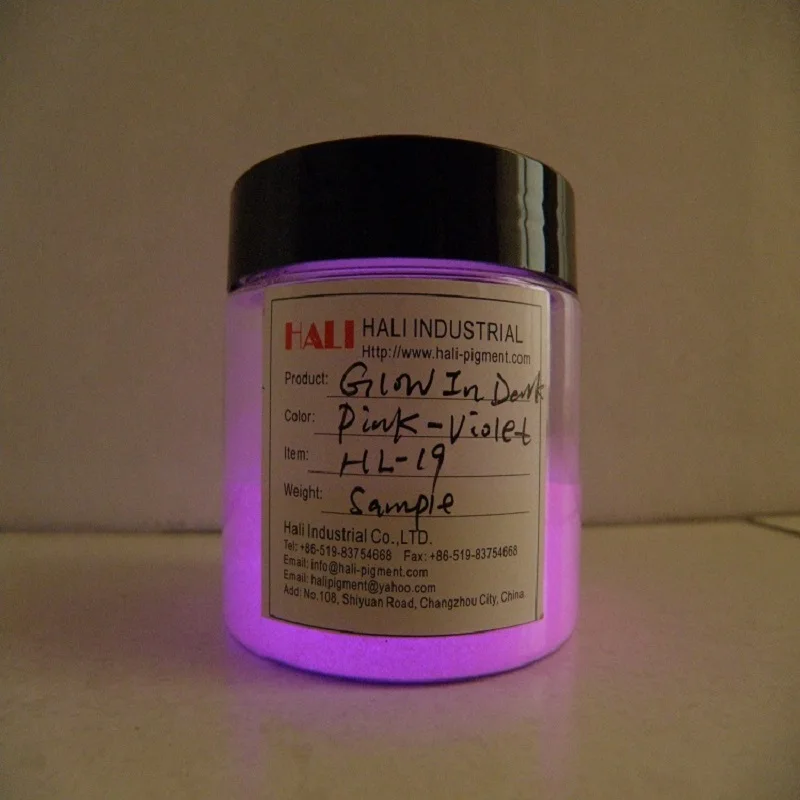 glow in dark powder,photoluminescent powder,luminescent powder, day color:pink,night color:violet, widely used,etc..
glow in dark powder,photoluminescent powder,luminescent powder, day color:pink,night color:violet, widely used,etc..