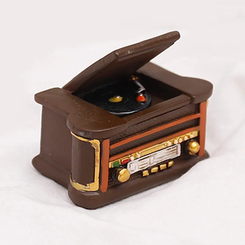 Retro Typewriter Desktop Player Old Phone Phonograph Figurines Gifts Craft Ornaments Bar Coffee Home Decoration Arts Crafts
Retro Typewriter Desktop Player Old Phone Phonograph Figurines Gifts Craft Ornaments Bar Coffee Home Decoration Arts Crafts