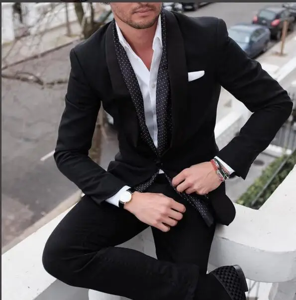 

Fashion Groom Tuxedos Groomsmen Black Peak Lapel Suit Best Man/Bridegroom/Wedding/Prom/Dinner Suits (Jacket+Pants+Tie+Vest)