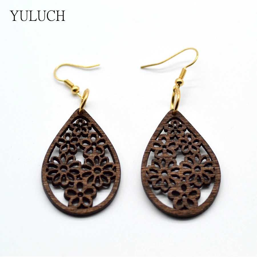 YULUCH 2017 New Design Woman Eardrop Earrings Personality Hollow Latest Good Quality Wood Earrings Girls Jewelry 1 Pair Retail
YULUCH 2017 New Design Woman Eardrop Earrings Personality Hollow Latest Good Quality Wood Earrings Girls Jewelry 1 Pair Retail