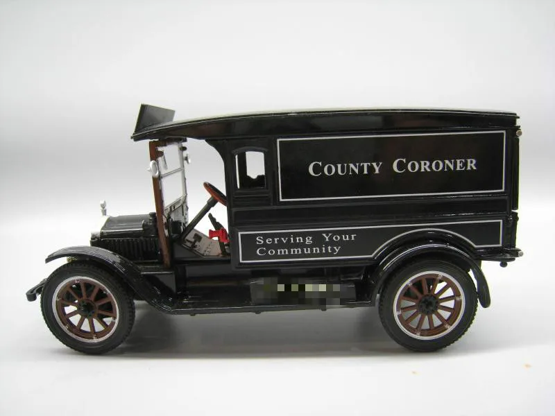 Signature 1/32 Scale Vintage Car 1920 WHITE VAN Diecast Metal Car Model Toy For Collection,Gift,Decoration
Signature 1/32 Scale Vintage Car 1920 WHITE VAN Diecast Metal Car Model Toy For Collection,Gift,Decoration