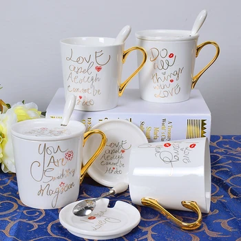 2018 24k Gold Bone china Porcelain Creative Mug Office mug Couples mug Ceramic Milk Breakfast mug with Cover spoon free shiping
2018 24k Gold Bone china Porcelain Creative Mug Office mug Couples mug Ceramic Milk Breakfast mug with Cover spoon free shiping