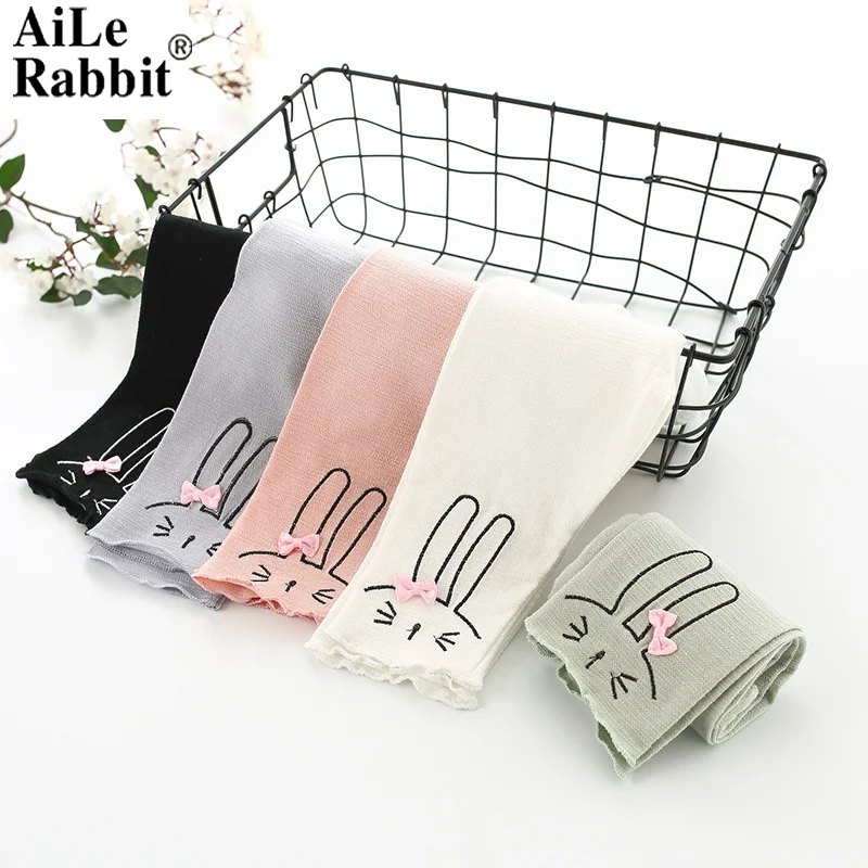 AiLe Rabbit Summer Hot Style Children's Wear Girls Leggings Cute Cartoon Long-eared Bowknot Rabbit Baby Child 7 Minutes of Pants
AiLe Rabbit Summer Hot Style Children's Wear Girls Leggings Cute Cartoon Long-eared Bowknot Rabbit Baby Child 7 Minutes of Pants