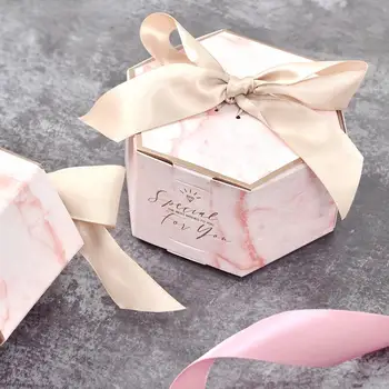 10 Pcs/Set Diamond Shape Marbling Paper Bags Wedding Favor Gift Box Welcome Wedding European Candy Bag Party Packaging Gifts
10 Pcs/Set Diamond Shape Marbling Paper Bags Wedding Favor Gift Box Welcome Wedding European Candy Bag Party Packaging Gifts