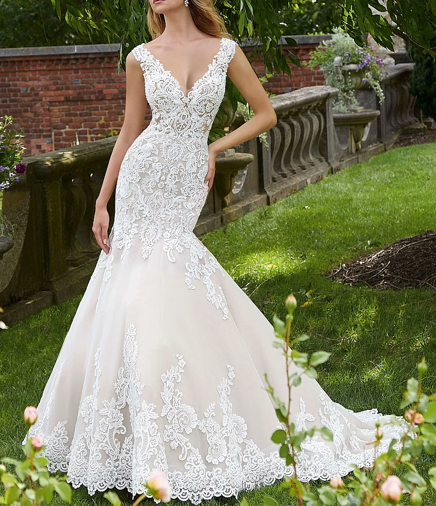 V-Neck Sexy Back Mermaid Wedding Dresses with Unique Lace Appliques Bridal Gowns 2019
V-Neck Sexy Back Mermaid Wedding Dresses with Unique Lace Appliques Bridal Gowns 2019