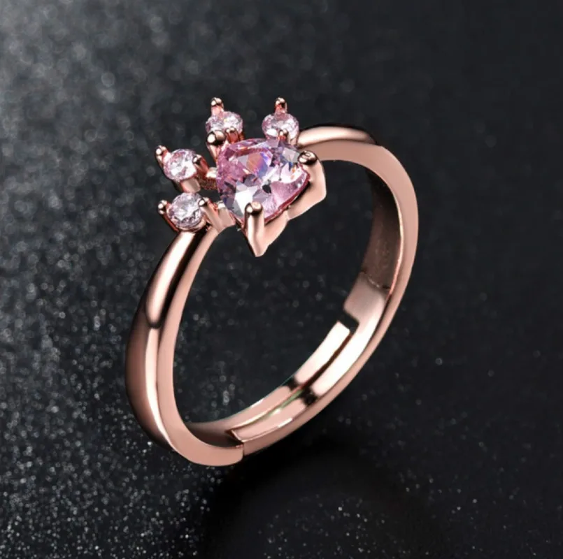 Cute Bear Claw Cat Claw Opening Adjustable Rose Gold Ring Female Romantic Wedding Rose Crystal Gift Charming Wedding Ring
Cute Bear Claw Cat Claw Opening Adjustable Rose Gold Ring Female Romantic Wedding Rose Crystal Gift Charming Wedding Ring
