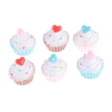 Nuevos accesorios de casa de muñecas modelos de comida en miniatura bonitos pasteles adorables 2 piezas(China)