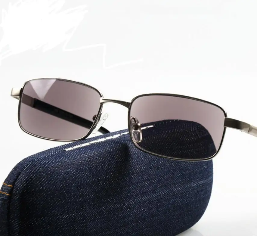 Metal Frame Photochromic Reading Sun Glasses Men Women Presbyopia Eyeglasses Sunglasses Discoloration Diopters 1.0 to +4.0 L3
Metal Frame Photochromic Reading Sun Glasses Men Women Presbyopia Eyeglasses Sunglasses Discoloration Diopters 1.0 to +4.0 L3