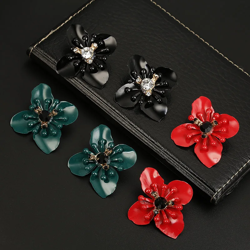 New Fashion Korean Style Stud Earrings For Women Black Red Color Flower Ear Jewelry Gift Wedding Party Brincos Wholesale
New Fashion Korean Style Stud Earrings For Women Black Red Color Flower Ear Jewelry Gift Wedding Party Brincos Wholesale