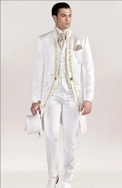 Classic Style Embroidery Groom Tuxedos Groomsmen Men's Wedding Prom Suits Custom Made (Jacket+Pants+Vest) K:1906
Classic Style Embroidery Groom Tuxedos Groomsmen Men's Wedding Prom Suits Custom Made (Jacket+Pants+Vest) K:1906