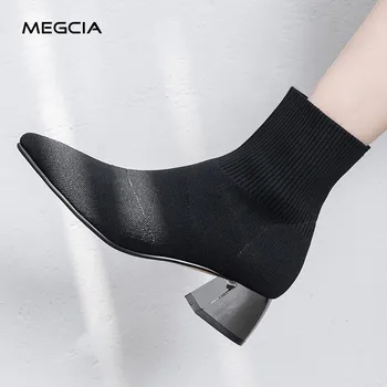 MEGCIA 2019 Black Stretch Sock Boots Women Knitted Boots Pointed Toe Short Booties Ladies Med Heel Autumn Shoes Fashion MA932
MEGCIA 2019 Black Stretch Sock Boots Women Knitted Boots Pointed Toe Short Booties Ladies Med Heel Autumn Shoes Fashion MA932