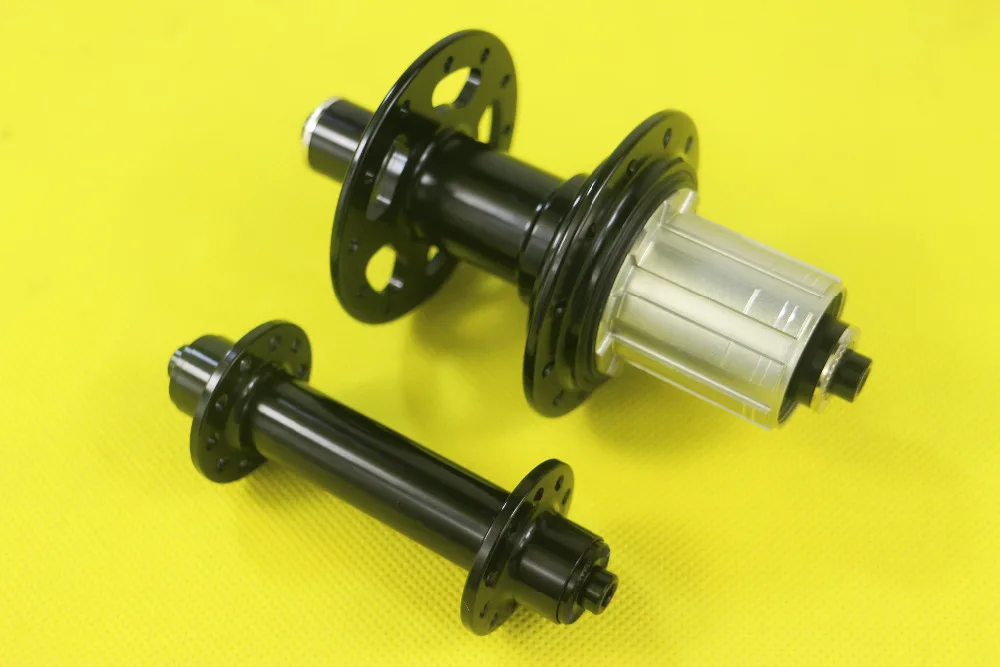 Light weight Powerway R10 20/24H Road Bicycle Hubs 69g/254g Sealed Bearings 4/4 for Carbon Road Bike V brake system key holes
Light weight Powerway R10 20/24H Road Bicycle Hubs 69g/254g Sealed Bearings 4/4 for Carbon Road Bike V brake system key holes