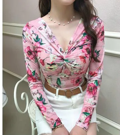 2019 Long Sleeve Cross V Neck Sexy Floral T-shirts Women Sexy Slim Body Floral T-shirts Lady Floral Print Bodycone T-shirts Tops
2019 Long Sleeve Cross V Neck Sexy Floral T-shirts Women Sexy Slim Body Floral T-shirts Lady Floral Print Bodycone T-shirts Tops