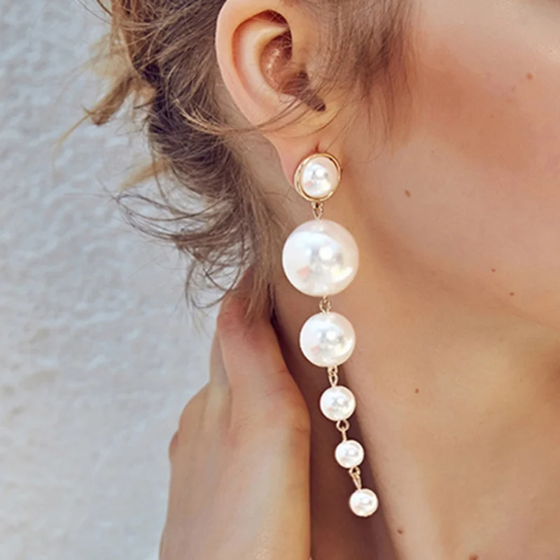 Fashion Elegant Pearl Earrings Chic White Beading Earrings Romantic Artificial Pearl Earrings For Women Wedding Party Gift
Fashion Elegant Pearl Earrings Chic White Beading Earrings Romantic Artificial Pearl Earrings For Women Wedding Party Gift