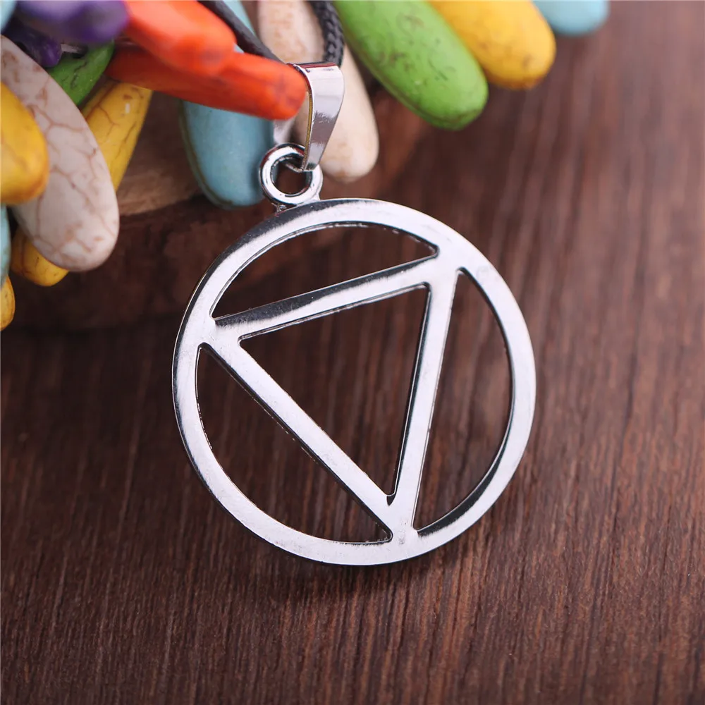 24 Pcs/Lot Punk Rope Chain Choker Necklace Geometric Round Triangle Eminem Torques Jewelry Triangle Pendant Bulk Wholesale
24 Pcs/Lot Punk Rope Chain Choker Necklace Geometric Round Triangle Eminem Torques Jewelry Triangle Pendant Bulk Wholesale