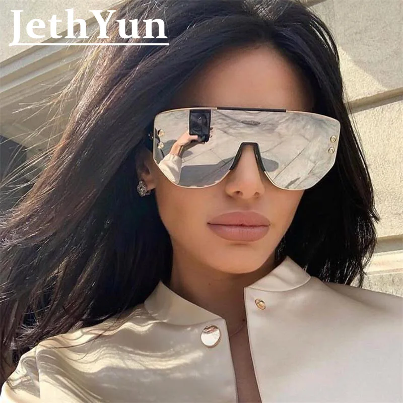 Overszied Mirror Sun Glasses Women Square Frame Mens Sunglasses Brand Designer Flat Top Shield Sunglasses zonnebril
Overszied Mirror Sun Glasses Women Square Frame Mens Sunglasses Brand Designer Flat Top Shield Sunglasses zonnebril