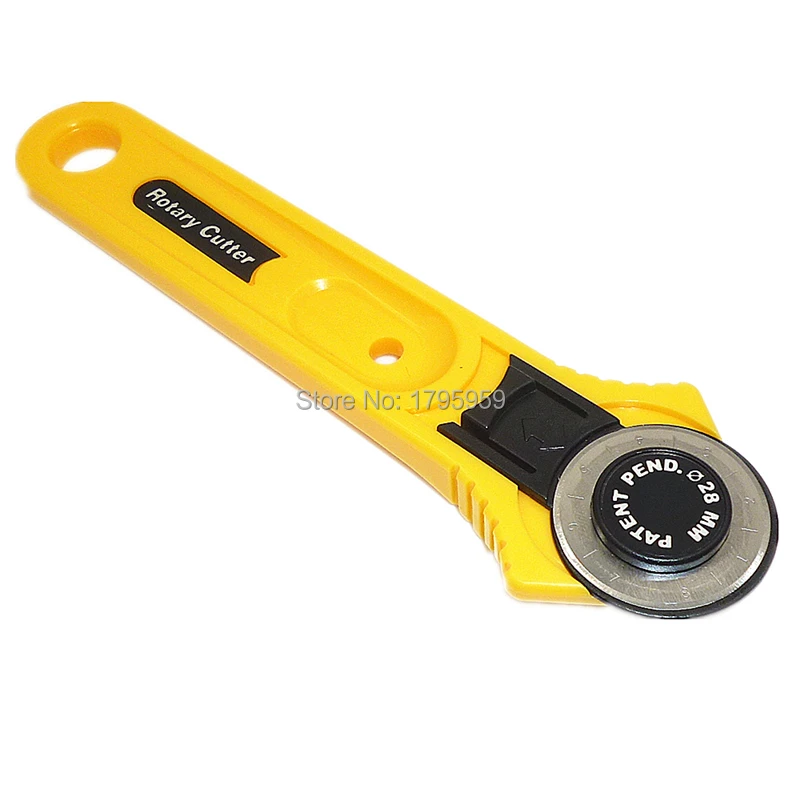 28mm Rotary Cutter Circular Disc Blade Quilters Sewing Quilting Fabric Vinyl Leather Craft Paper Rotary Cutting Manual Tool
28mm Rotary Cutter Circular Disc Blade Quilters Sewing Quilting Fabric Vinyl Leather Craft Paper Rotary Cutting Manual Tool