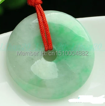 shitou 00702 100% natural Jade A grade "PingAnKou" emerald Ping buckle Pendant necklace
shitou 00702 100% natural Jade A grade "PingAnKou" emerald Ping buckle Pendant necklace